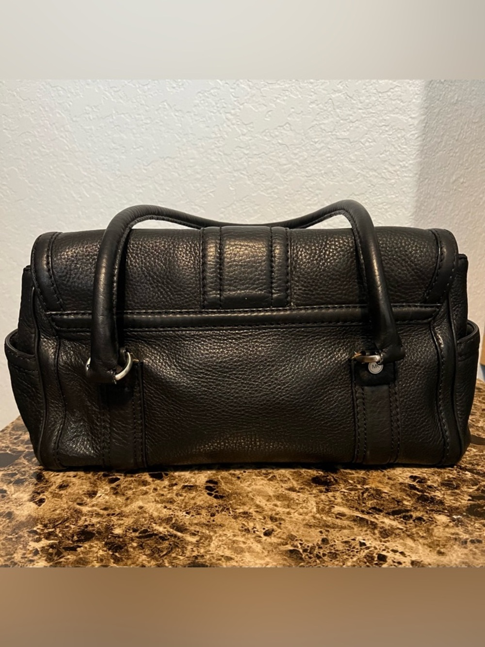 Michael Kors Vintage Black Leather Shoulder Satchel w/ Silver-Tone Clasp & Logo - Picture 4 of 7